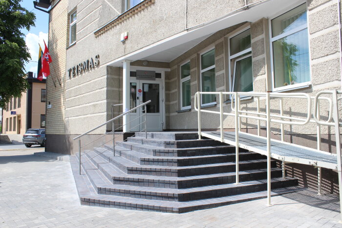 Baigtas Šiaulių apylinkės teismo Radviliškio rūmų pastato remontas