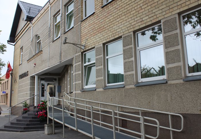 Teismo nuosprendis – Pakruojo rajone vaiką apkandžiojusio šuns savininkė turės sumokėti daugiau nei 14 tūkst. Eur 